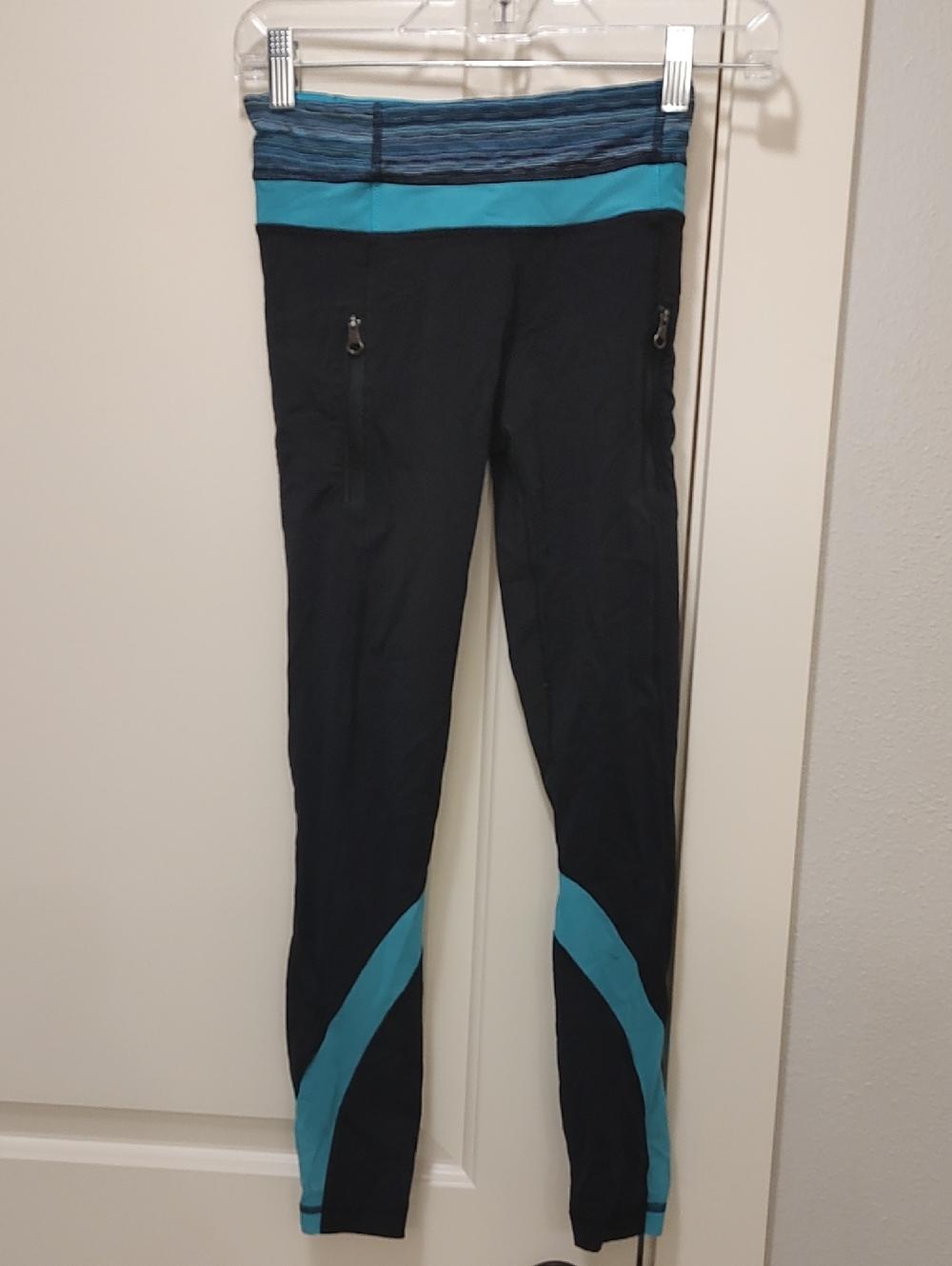 lululemon athletica Black and Teal Leggings with Zip Pockets